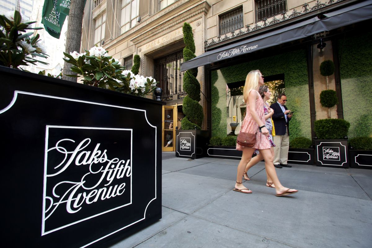 RetailTech: Bellen en scrollen tegelijk met Saks Fifth Avenue