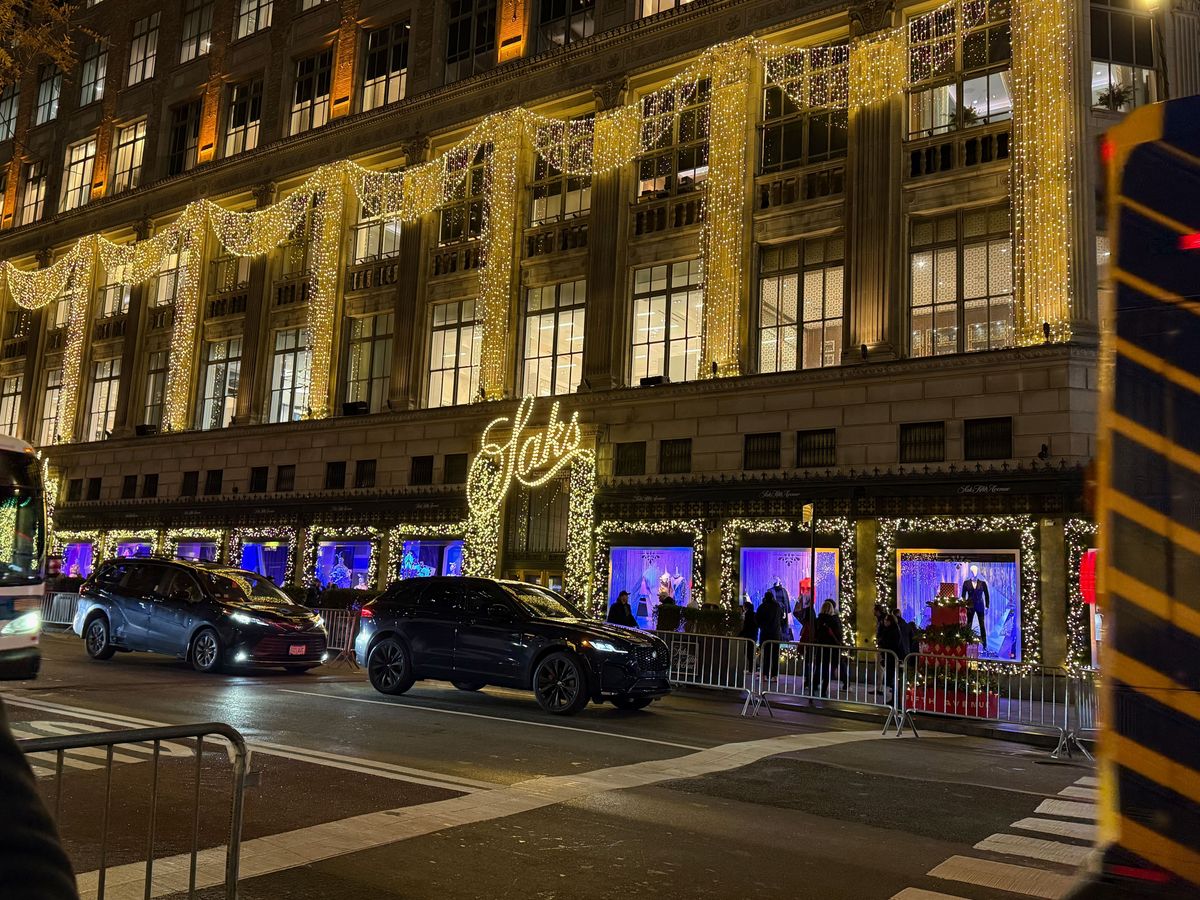 'Saks Global bereidt faillissement voor na gemiste rentebetaling'