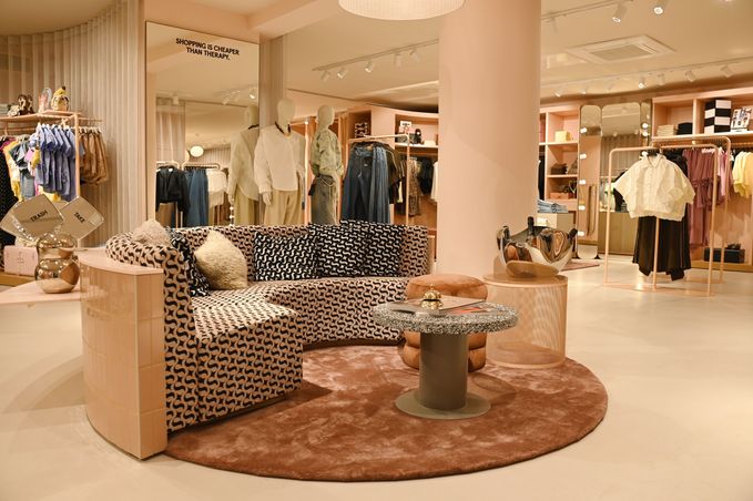 Walk-in-closet midden in Enschede: zo ziet de nieuwe conceptstore van Shoeby eruit