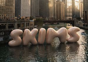 De retailconcepten van Skims: 'galerie' in Chicago en activatie in Parijs