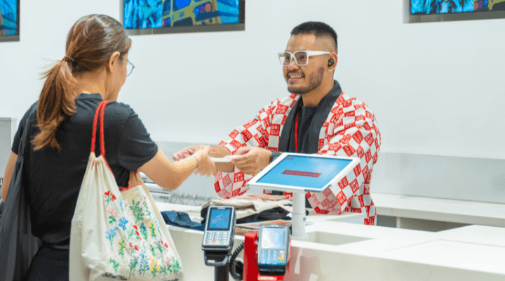 Uniqlo-debuts-new-small-format-touchpoint-store-at-Velocity-in-Singapore