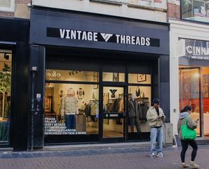 Britse modeketen Vintage Threads strijkt neer in Amsterdam