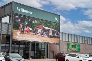 Vrijbuiter opent sportafdeling in megastores samen met EK Sport