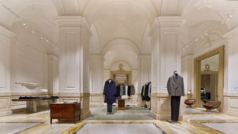 Zara Man presenteert mode tussen de bankkluizen in Rome
