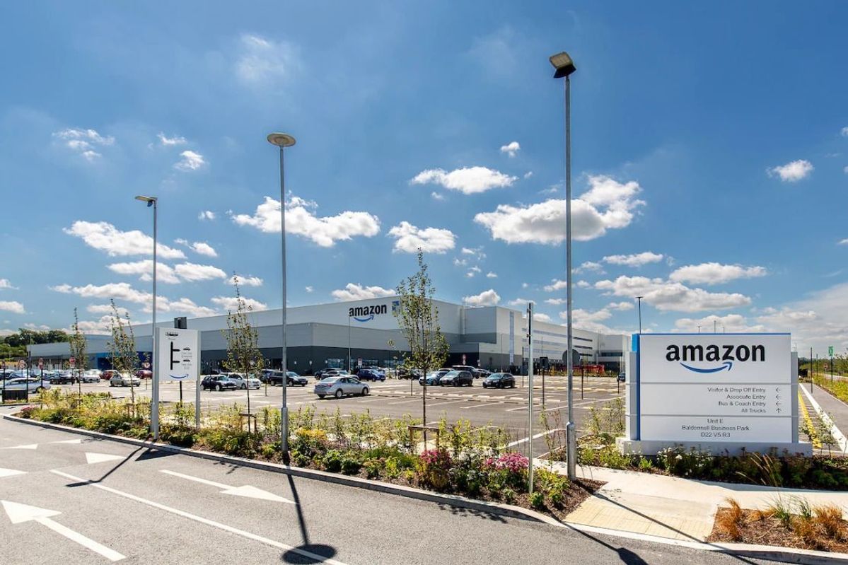 Amazon lanceert Ierse webshop: klanten kunnen eindelijk in euro's shoppen