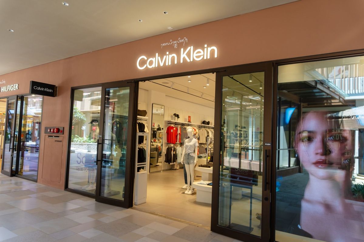 Moederbedrijf Tommy Hilfiger en Calvin Klein boekt minder omzet