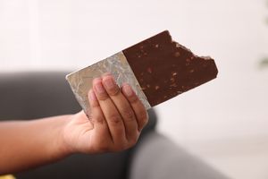 Hitte zet rem op onlineverkoop van chocolade