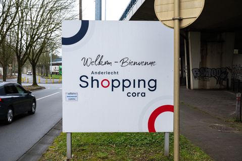 Onrust bij Belgische supermarktketen Cora: werknemers blokkeren depot