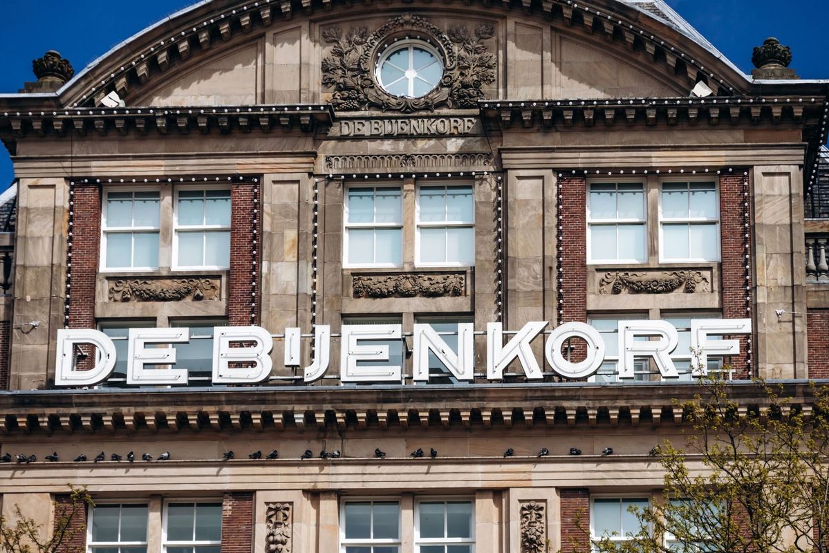 De Bijenkorf zet online bestellen grotendeels stop na cyberaanval