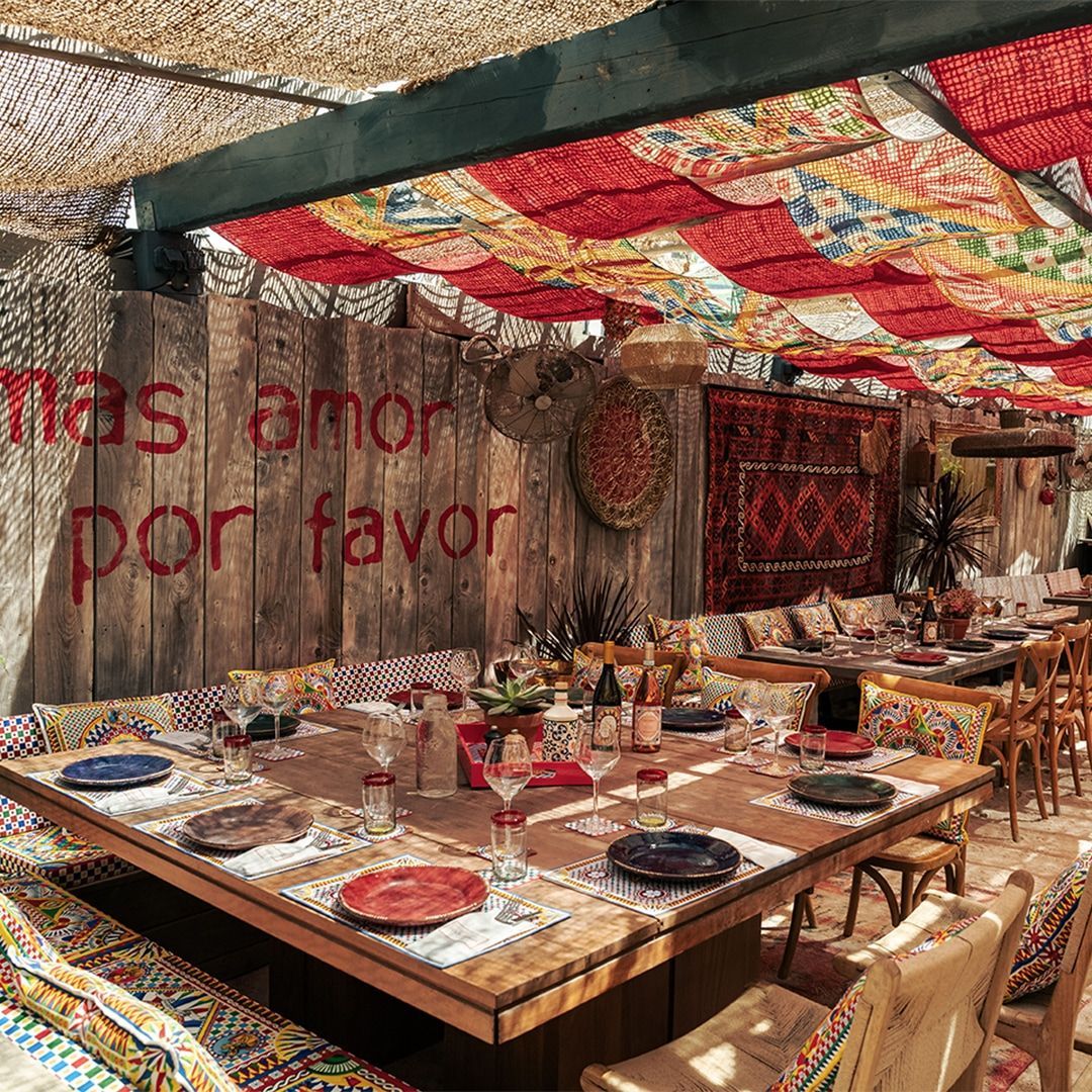 dolce-and-gabbana-resort-2025-takeover-beach-club-lcasa-amor-saint-tropez-02