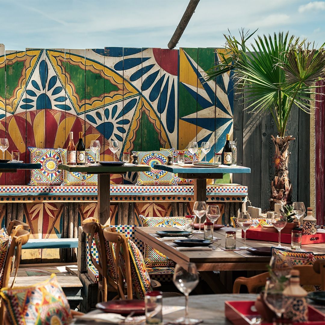 dolce-and-gabbana-resort-2025-takeover-beach-club-lcasa-amor-saint-tropez-07