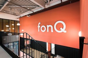 Ceo Fonq en Naduvi vertrekt