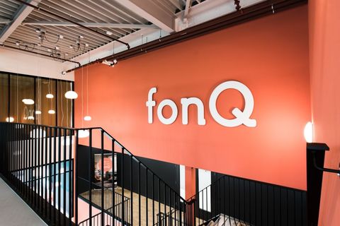 Ceo Fonq en Naduvi vertrekt