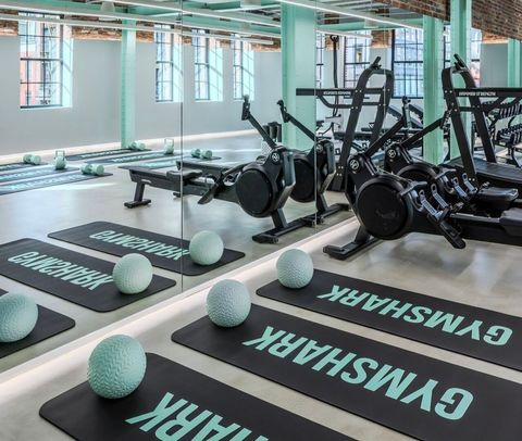 Sportkledingmerk Gymshark opent eigen sportschool