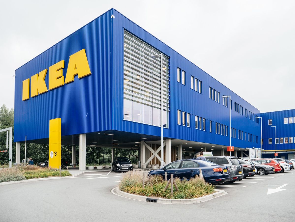 Merkeigenaar IKEA schrapt 850 banen