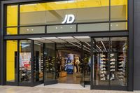 JD Sports verlaagt winstverwachting na tegenvallend kwartaal