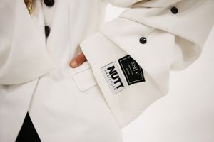 Josh V blaast afgeschreven retourkleding nieuw leven in