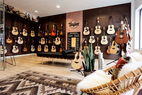 Keymusic keert terug met winkels en webshop