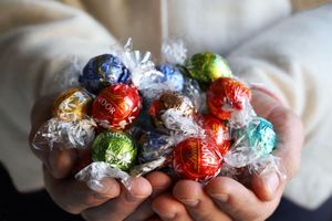 Topman chocolademaker Lindt stapt op na tegenvallende prestaties