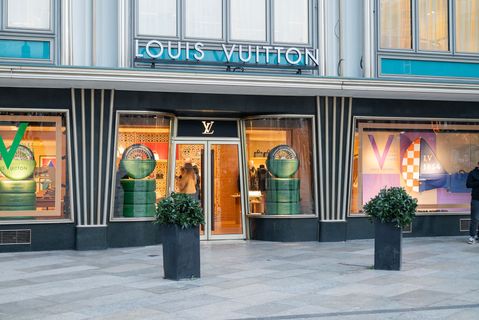 Luxeconcern LVMH heeft last van oorlog in Midden-Oosten