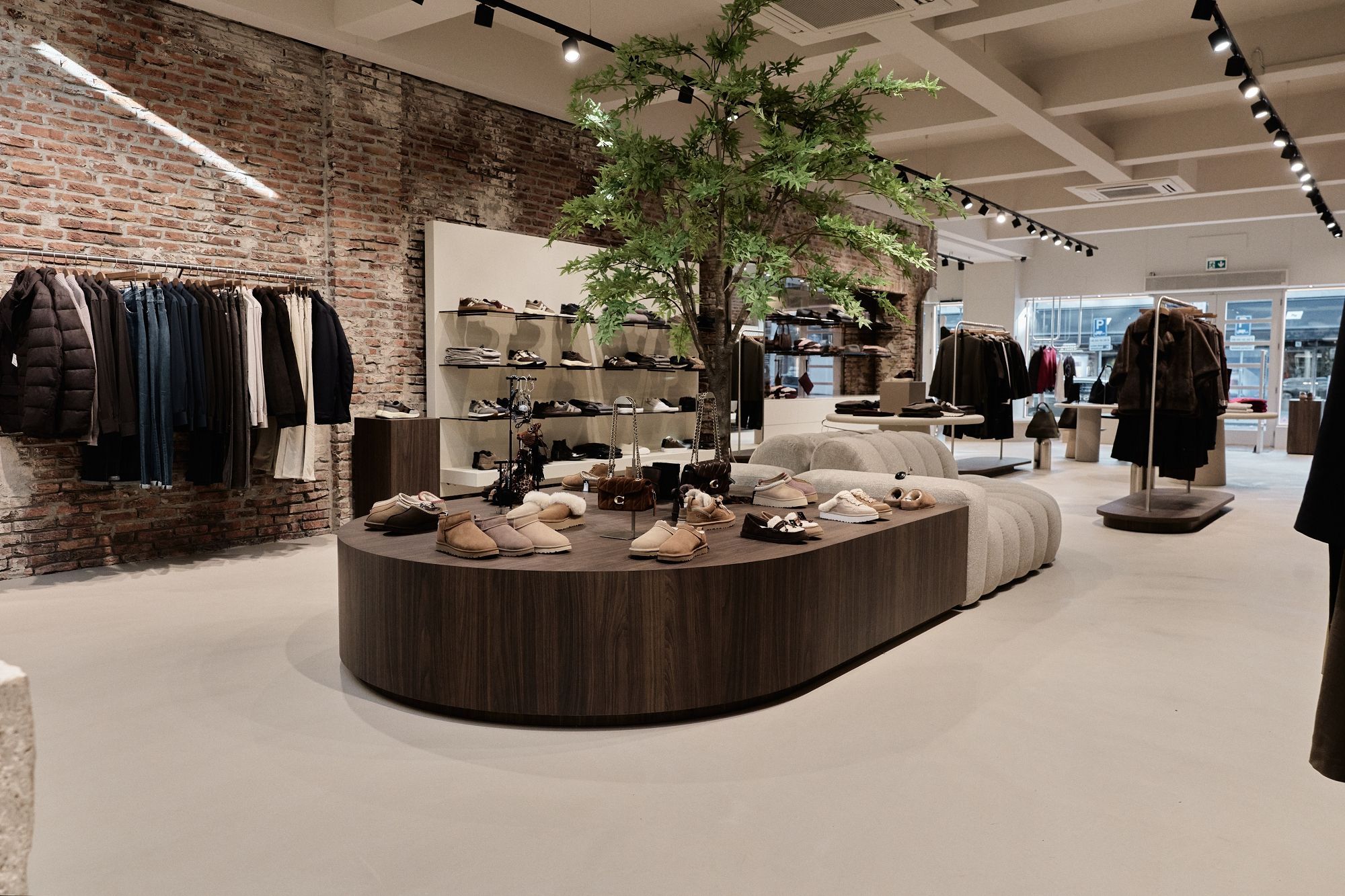 omoda-assem-gallery-rotterdam-001