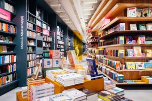 Boekenverkoop daalt, omzet blijft stabiel