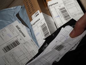 Pakketjes van buiten EU tot 5 euro duurder