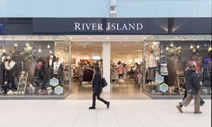 Mogelijk winkelsluitingen en banen op de tocht bij River Island