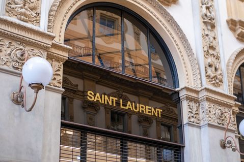 Creatief directeur Saint Laurent vertrekt na 10 jaar