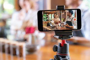 Waarom retailmedia hét antwoord is op stijgende kosten en AI-concurrentie