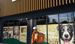 Thuisbezorgd.nl en Maxi Zoo slaan handen ineen