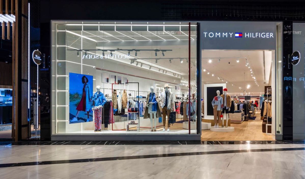 Minder omzet en winst voor moederbedrijf Tommy Hilfiger