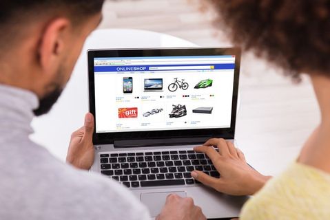 'Onduidelijke' bestelknop kan webshops veel geld kosten