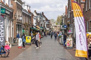 'Minder bezoekers in centrumgebieden, zuiden scoort goed'